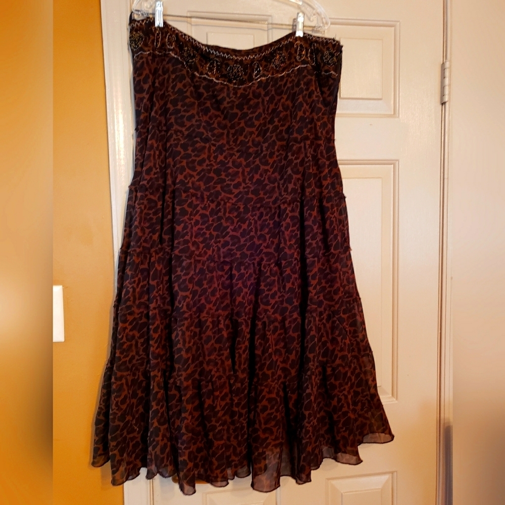 Beautiful ladies skirt​